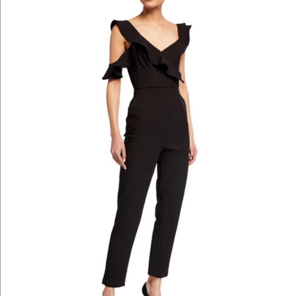 BCBGMaxAzria Ruffle Sleeve Jumpsuit Size Small✨